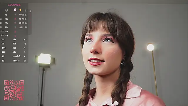 Lanenger online show from December 19, 9:00 pm