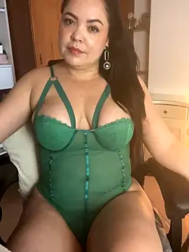 EmiHarrys online show from January 7, 10:23 pm