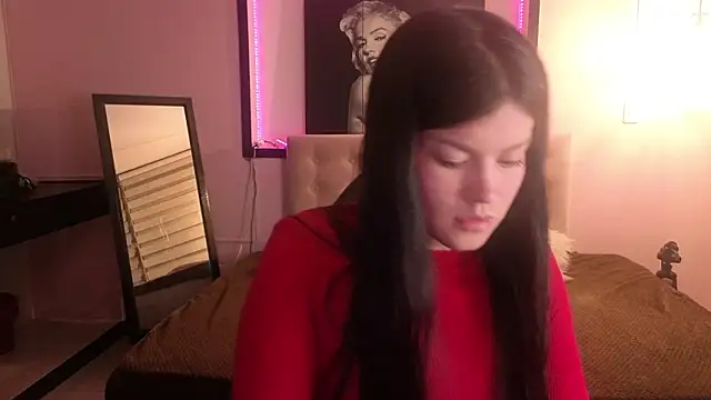 Snapshot of Sara_valderrama_ chatting on February 7, 12:31 pm Sara valderrama online show from February 7, 12:31 pm