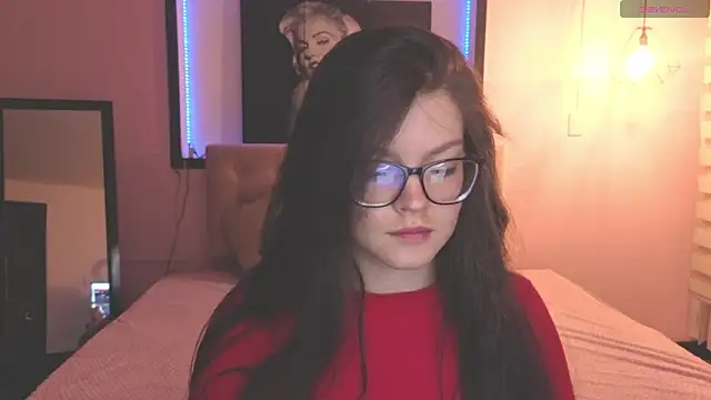 Snapshot of Sara_valderrama_ chatting on February 25, 12:26 pm Sara valderrama online show from February 25, 12:26 pm