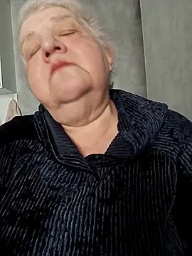 HapinessLovee online show from March 1, 8:38 am