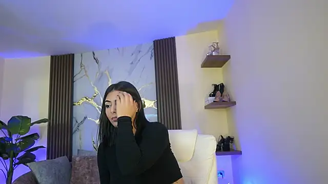 LiaWheeler online show from January 12, 7:08 pm