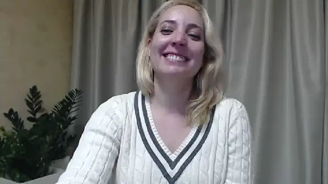 sweetpussy online show from February 8, 8:42 pm