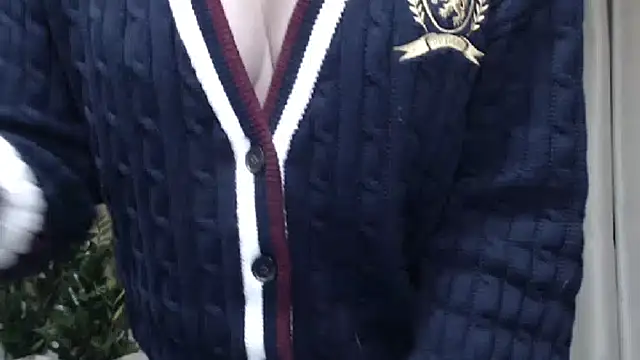 Snapshot of sweetpussy chatting on February 17, 4:57 pm sweetpussy online show from February 17, 4:57 pm