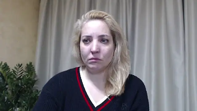 Snapshot of sweetpussy chatting on March 11, 4:46 pm sweetpussy online show from March 11, 4:46 pm