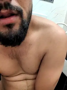 Snapshot of sexytomdev chatting on February 18, 1:01 am sexytomdev online show from February 18, 1:01 am