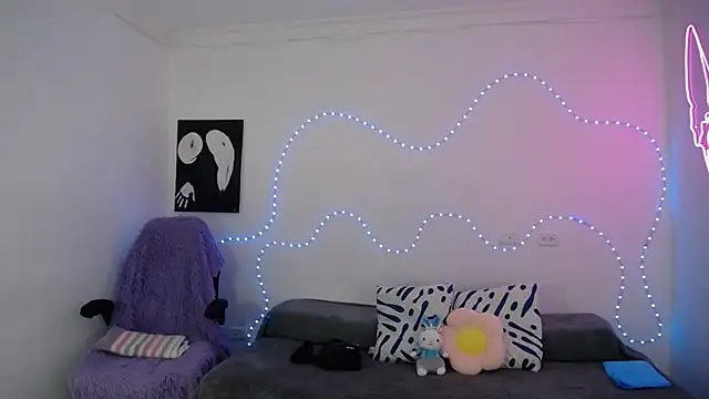 Sofia tgn online show from April 17, 7:06 pm