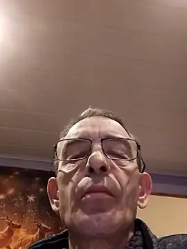 MDomino11 online show from January 8, 6:43 pm