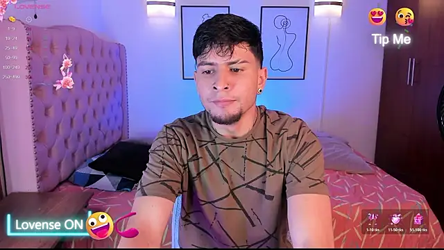 vaalentiino online show from February 9, 7:51 pm