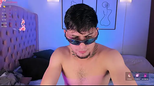 vaalentiino online show from February 20, 8:09 pm