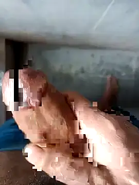 Snapshot of xhanm chatting on February 3, 5:38 am xhanm online show from February 3, 5:38 am