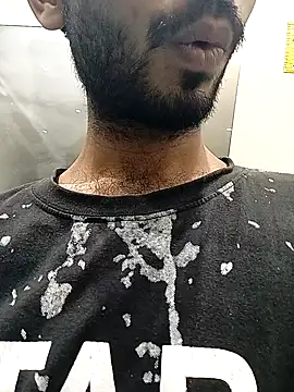 Snapshot of xhanm chatting on February 7, 2:37 am xhanm online show from February 7, 2:37 am