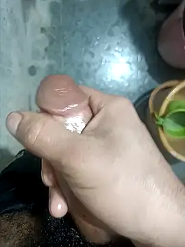 Snapshot of xhanm chatting on February 10, 4:55 pm xhanm online show from February 10, 4:55 pm