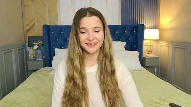 Lina Sinerz online show from February 9, 8:35 pm