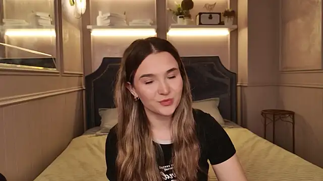 Lina Sinerz online show from March 18, 8:56 pm