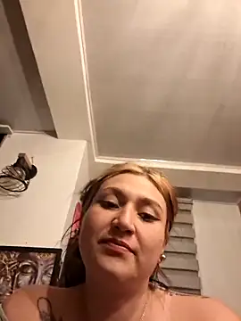 Magenta Moon online show from January 17, 1:54 am