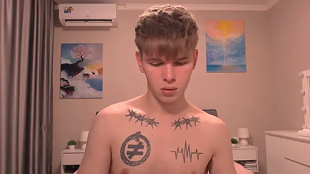 Snapshot of Fredd_Xanders chatting on December 16, 6:46 pm Fredd Xanders online show from December 16, 6:46 pm