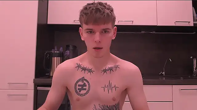 Snapshot of Fredd_Xanders chatting on February 5, 10:47 pm Fredd Xanders online show from February 5, 10:47 pm