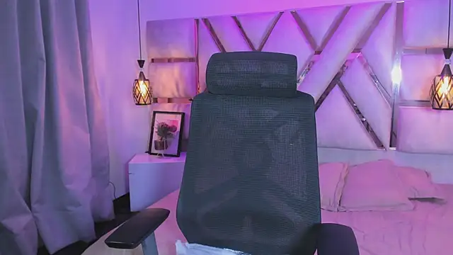 scarlettvg online show from January 7, 4:48 am