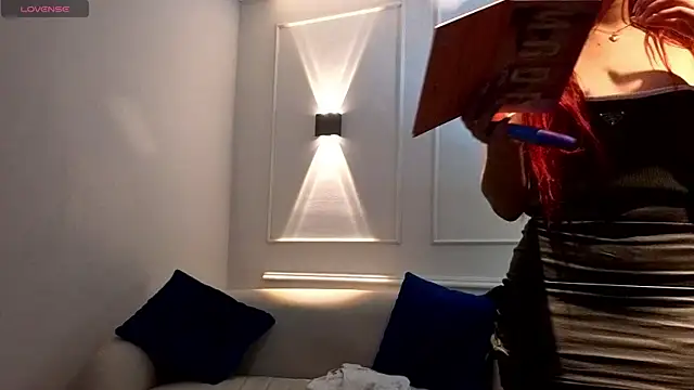 scarlettvg online show from January 10, 4:25 am