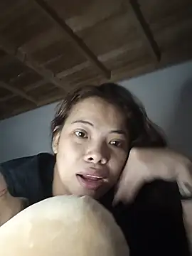 Snapshot of Cinpussie89 chatting on June 15, 9:11 am Cinpussie89 online show from June 15, 9:11 am