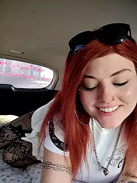 SpiderRose online show from March 3, 3:18 pm