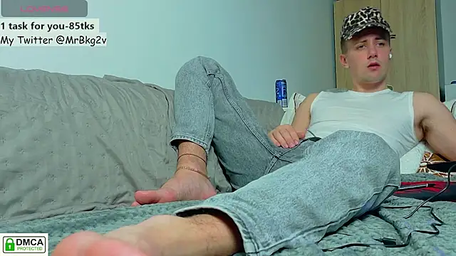 Snapshot of Brellisimo chatting on December 18, 7:31 pm Brellisimo online show from December 18, 7:31 pm