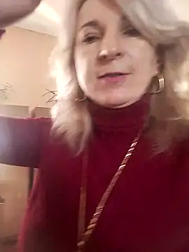 AhlyssaLove1155 online show from December 15, 10:30 am