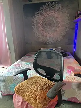 Luna    dance online show from December 20, 5:09 pm