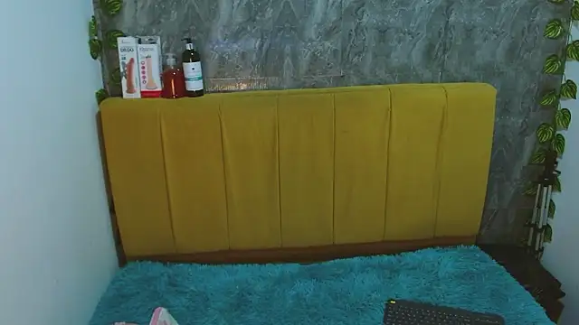 alunnaclarkcm online show from January 14, 3:12 am