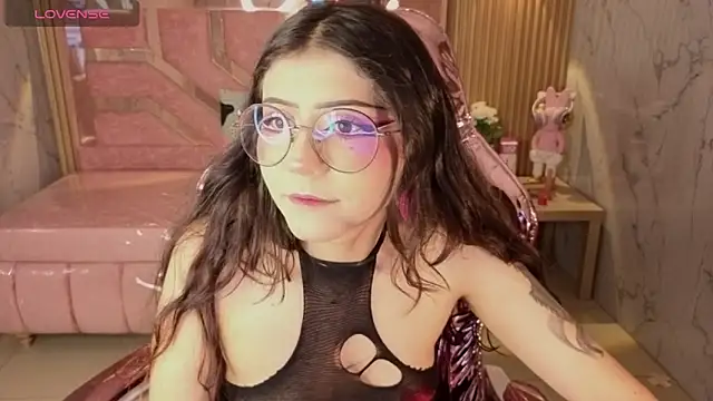 miss devil s online show from April 10, 3:23 am