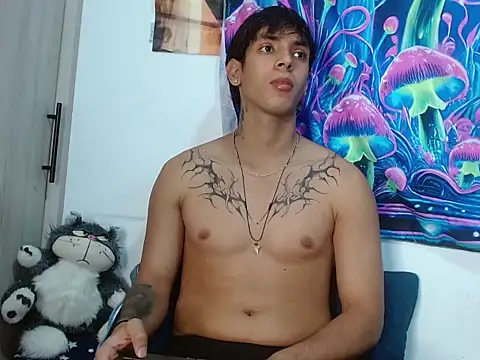 Wolf light online show from January 18, 1:04 pm