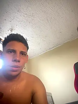 Snapshot of Victoria_Pov chatting on January 7, 8:55 pm Victoria Pov online show from January 7, 8:55 pm