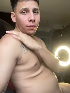 Snapshot of Victoria_Pov chatting on January 15, 9:51 pm Victoria Pov online show from January 15, 9:51 pm