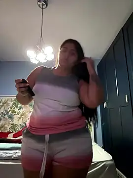 lasmy online show from January 8, 11:45 am