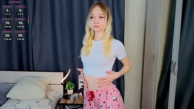 BeliaFrobish online show from January 14, 3:17 pm