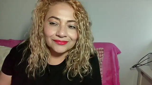 Snapshot of mariajosebarrazaa chatting on March 6, 6:26 pm mariajosebarrazaa online show from March 6, 6:26 pm