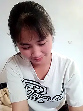 Snapshot of Him_MountainGirl chatting on February 7, 8:07 am Him MountainGirl online show from February 7, 8:07 am