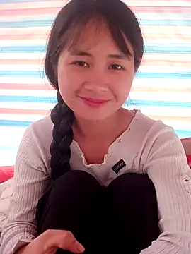 Snapshot of Him_MountainGirl chatting on February 12, 2:39 am Him MountainGirl online show from February 12, 2:39 am