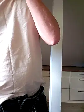 bigCock91420 online show from April 26, 10:13 am