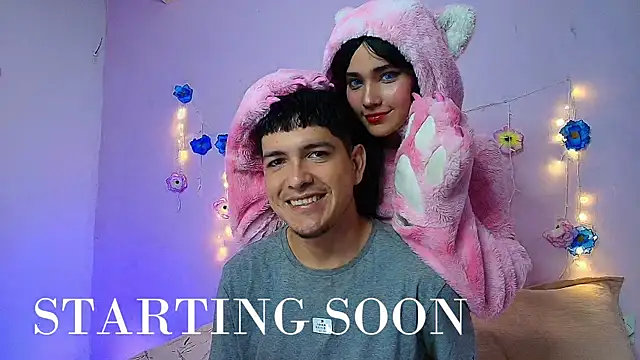 Snapshot of Thetoxicouple chatting on February 14, 11:01 pm Thetoxicouple online show from February 14, 11:01 pm