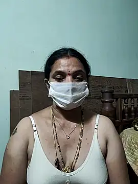 Snapshot of bhavyasri_55 chatting on February 2, 12:37 pm bhavyasri 55 online show from February 2, 12:37 pm