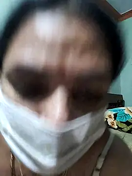 Snapshot of bhavyasri_55 chatting on February 3, 6:51 am bhavyasri 55 online show from February 3, 6:51 am