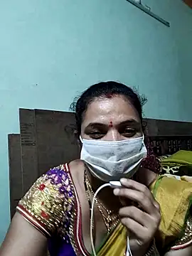 Snapshot of bhavyasri_55 chatting on February 5, 1:49 pm bhavyasri 55 online show from February 5, 1:49 pm