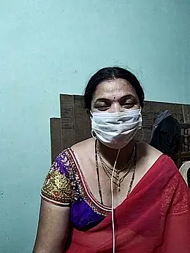 Snapshot of bhavyasri_55 chatting on February 8, 9:18 pm bhavyasri 55 online show from February 8, 9:18 pm