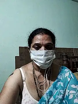 Snapshot of bhavyasri_55 chatting on February 14, 4:26 pm bhavyasri 55 online show from February 14, 4:26 pm