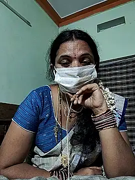 Snapshot of bhavyasri_55 chatting on February 15, 9:19 am bhavyasri 55 online show from February 15, 9:19 am