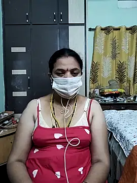 Snapshot of bhavyasri_55 chatting on February 16, 11:45 pm bhavyasri 55 online show from February 16, 11:45 pm