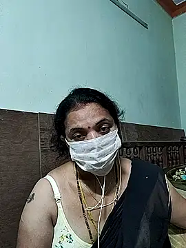 Snapshot of bhavyasri_55 chatting on February 22, 12:01 am bhavyasri 55 online show from February 22, 12:01 am