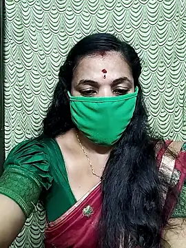 Snapshot of bhavyasri_55 chatting on February 27, 4:23 am bhavyasri 55 online show from February 27, 4:23 am